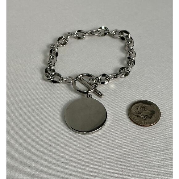 Gucci Monogram Canvas Round Silver Toggle Bracelet - Picture 5 of 5